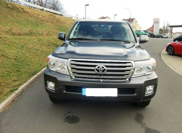 2013 Toyota Land Cruiser V8 full